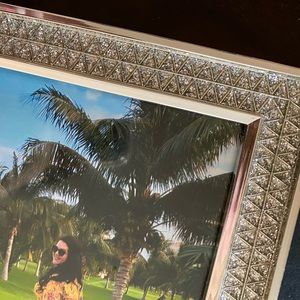 Set of 4 picture frames (5" X 7")